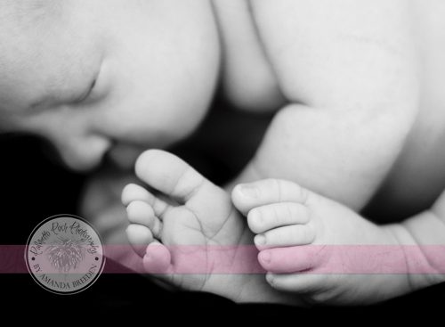 DSC_0137 baby feet